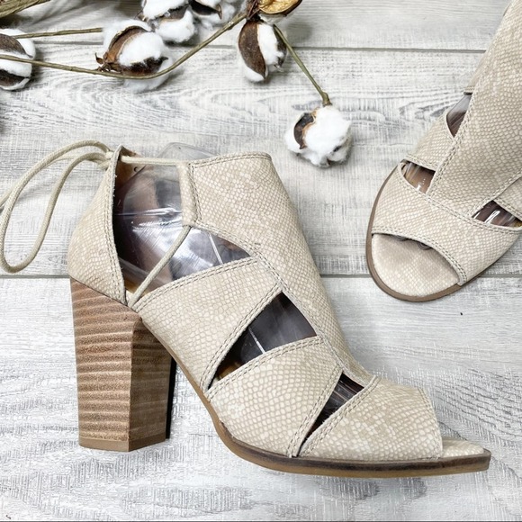 Lucky Brand Shoes - Lucky Brand Lanita Lace Up Snake Embossed Leather Block Heel Sandals Taupe 8M